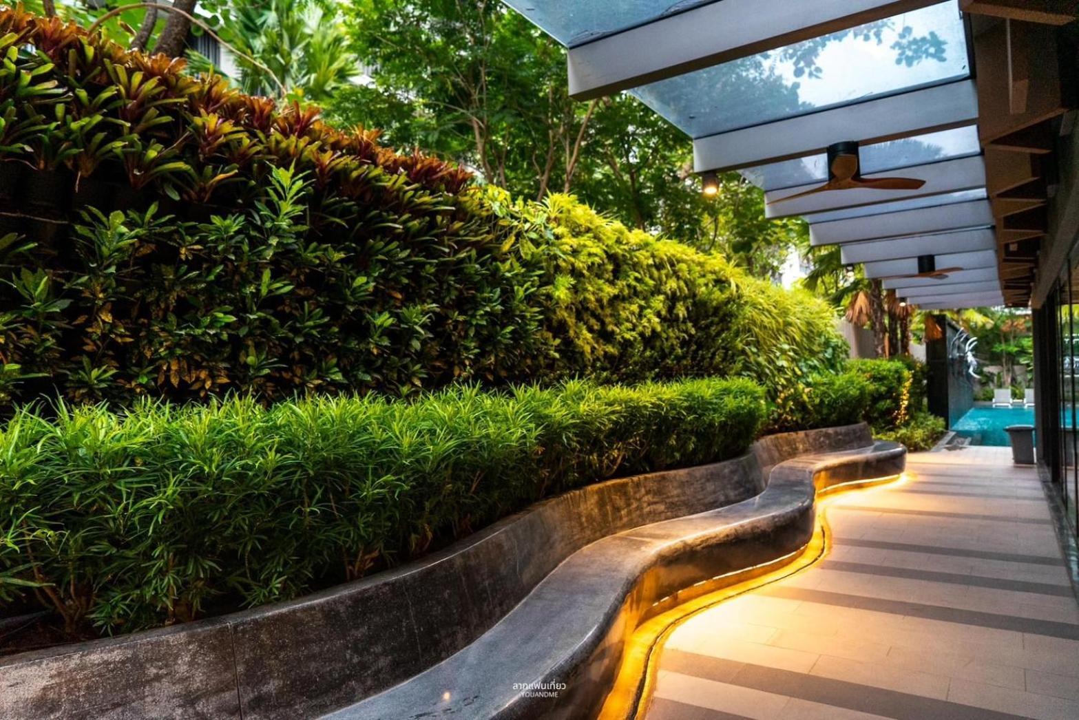 Maven Stylish Hotel HHQ Exterior foto