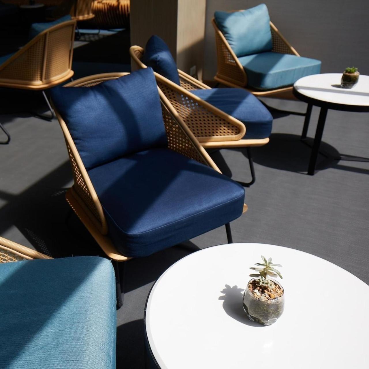 Maven Stylish Hotel HHQ Exterior foto
